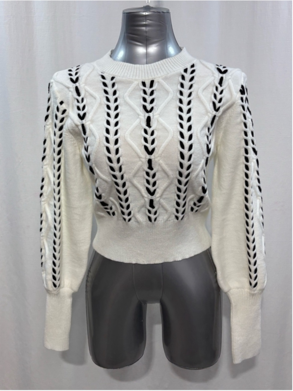 NTW COMMENSE White Contrast Binding Cinched Cable Knit Sweater Large trendy 434